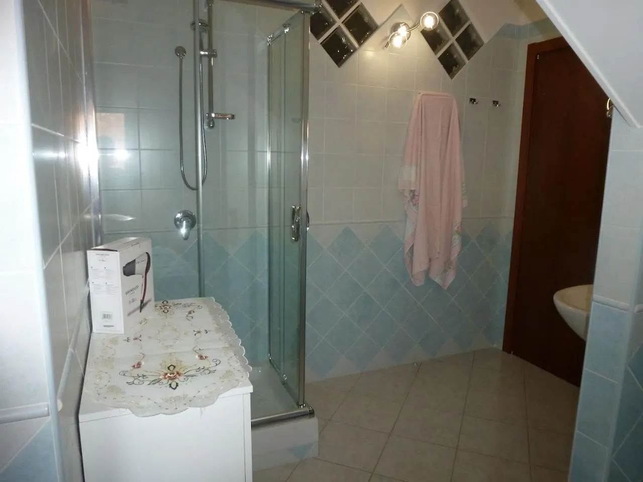 Suite Gioia Iglesias 0*,